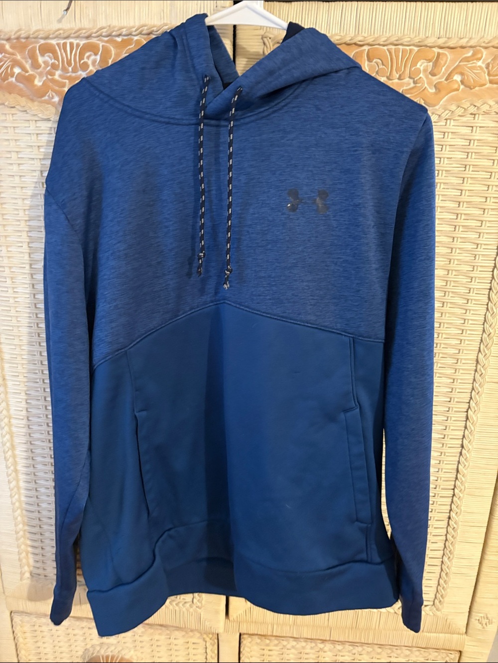 Under Armour Men's Blue Two-Tone Pullover Hoodie
